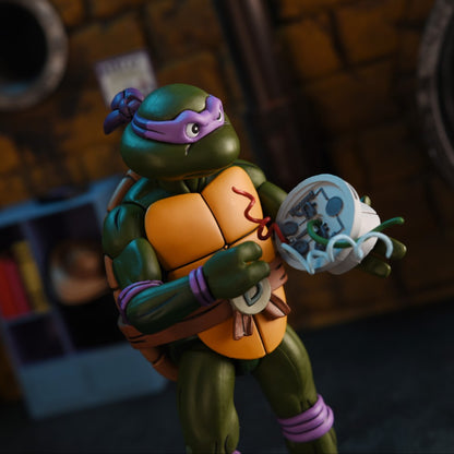 Teenage Mutant Ninja Turtles (Cartoon) - Ultimate Donatello (VHS) 7&quot; Scale Action Figure - NECA