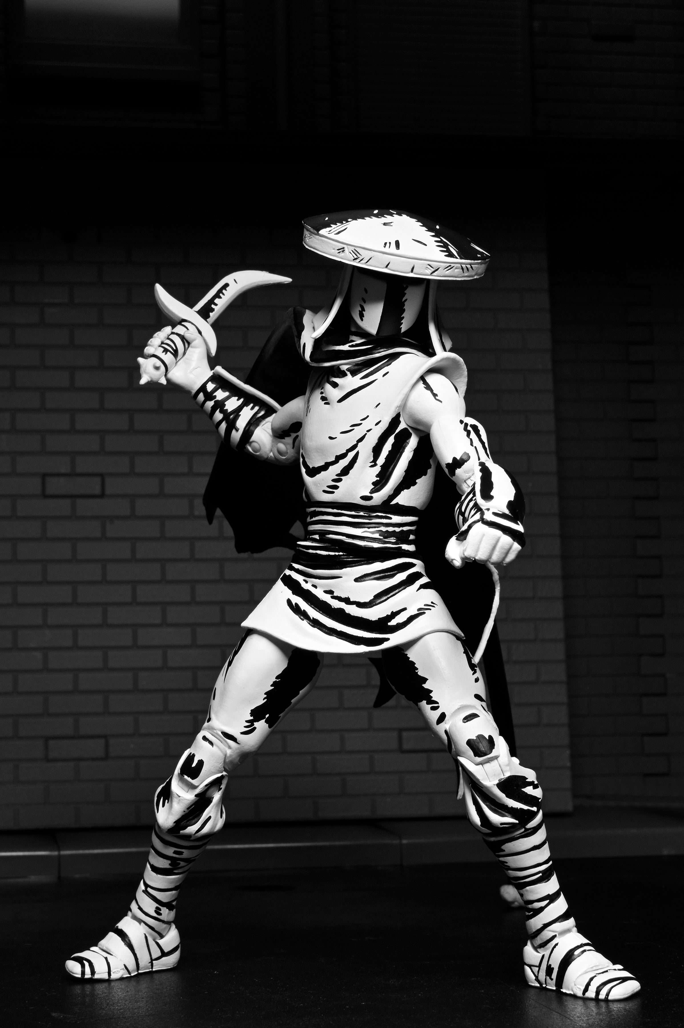 Teenage Mutant Ninja Turtles (Mirage Comics) - Black & White Elite Foot Ninja Guard 7” Scale Figure - NECA on Haulathon.com