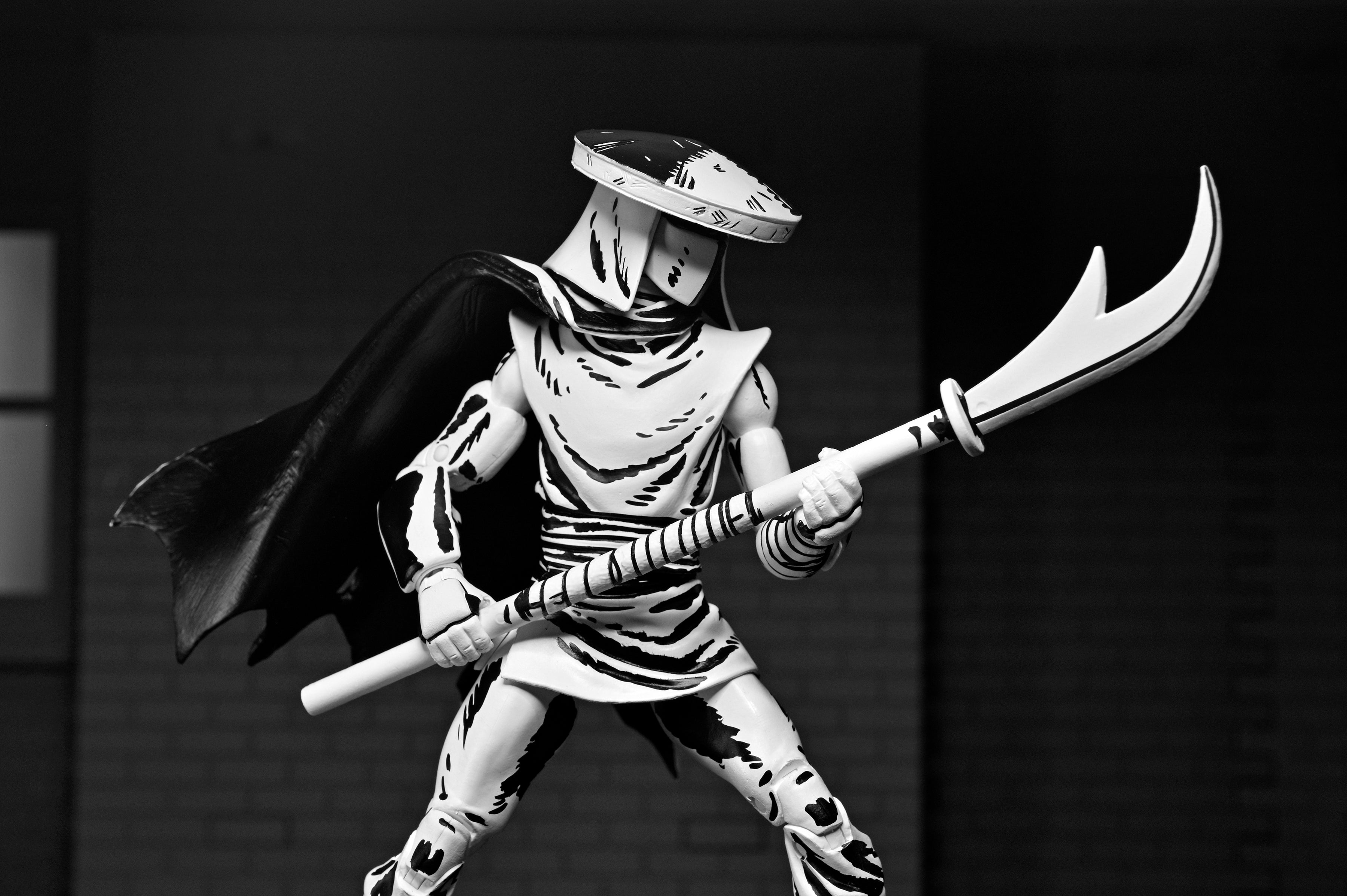 Teenage Mutant Ninja Turtles (Mirage Comics) - Black & White Elite Foot Ninja Guard 7” Scale Figure - NECA on Haulathon.com