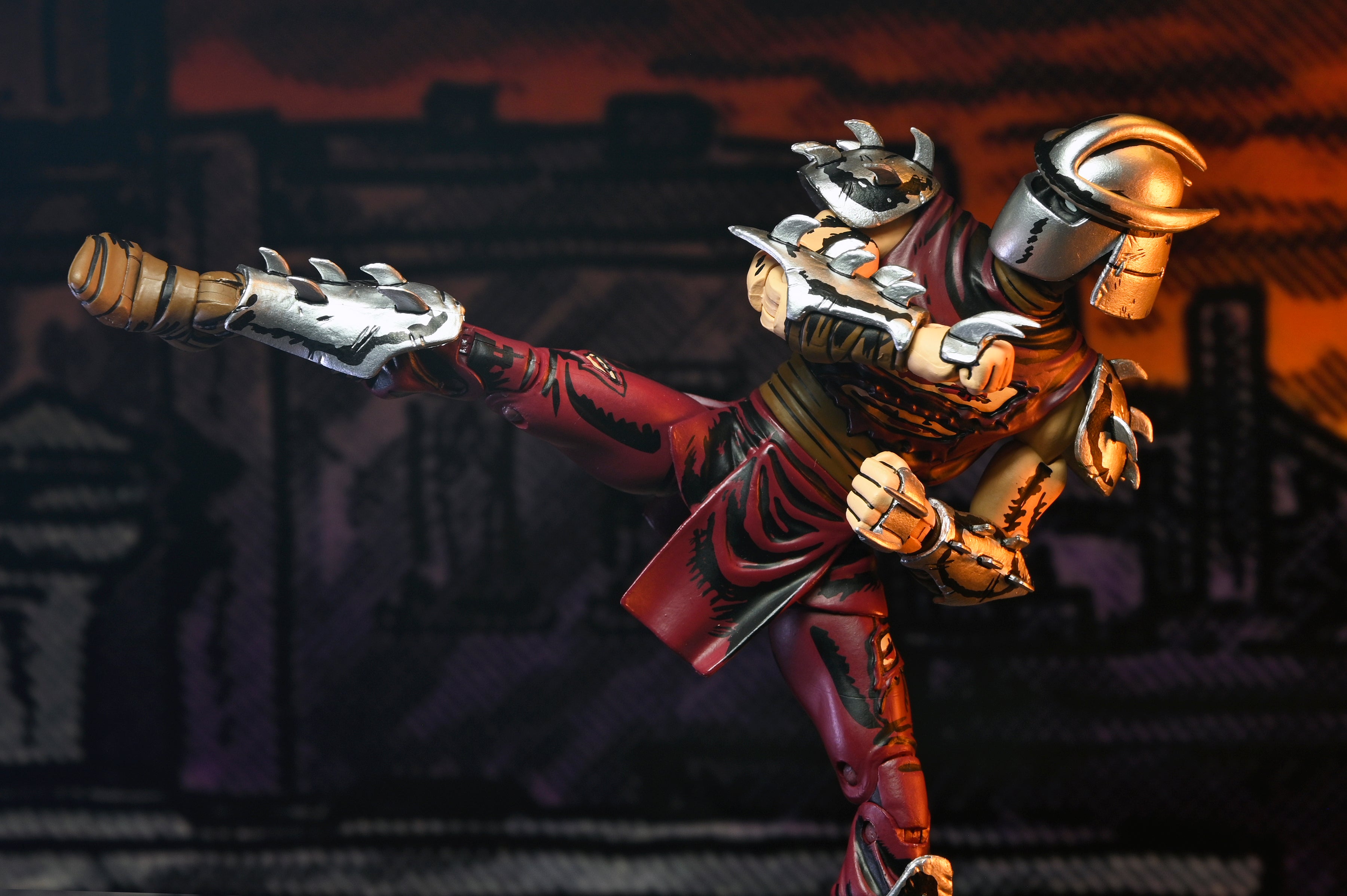 Teenage Mutant Ninja Turtles (Mirage Comics) - Battle-Damaged Shredder 7" Scale Action Figure (Classic Colors) - NECA on Haulathon.com