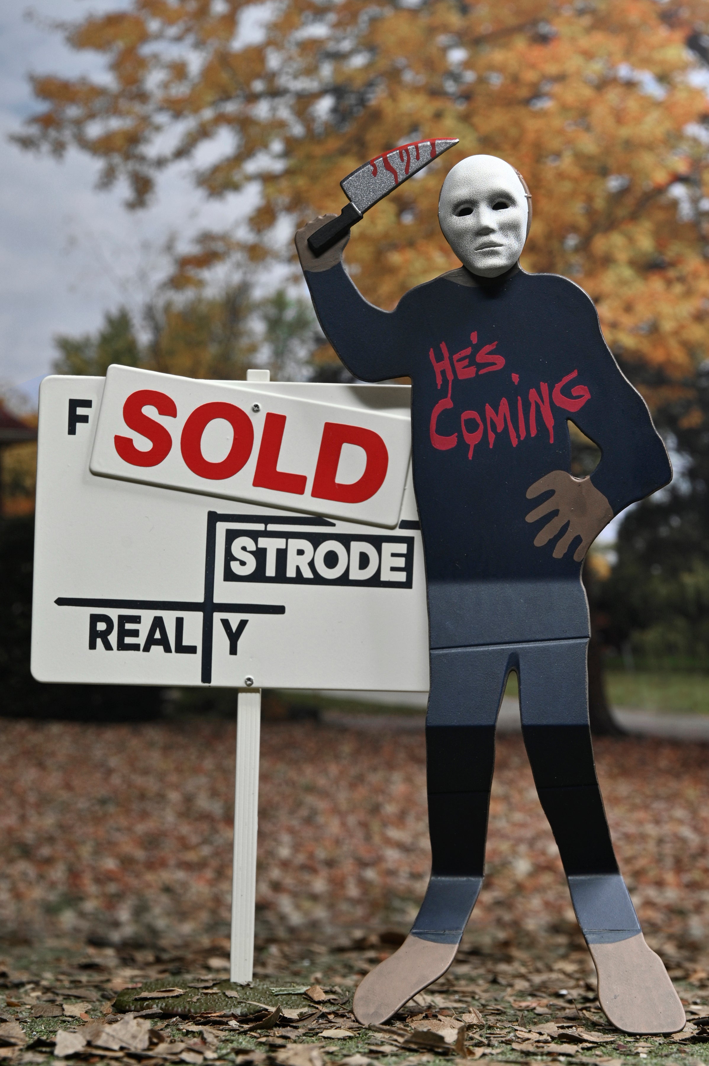 Halloween: The Curse of Michael Myers - Ultimate Michael Myers 7" Scale Action Figure - NECA on Haulathon.com