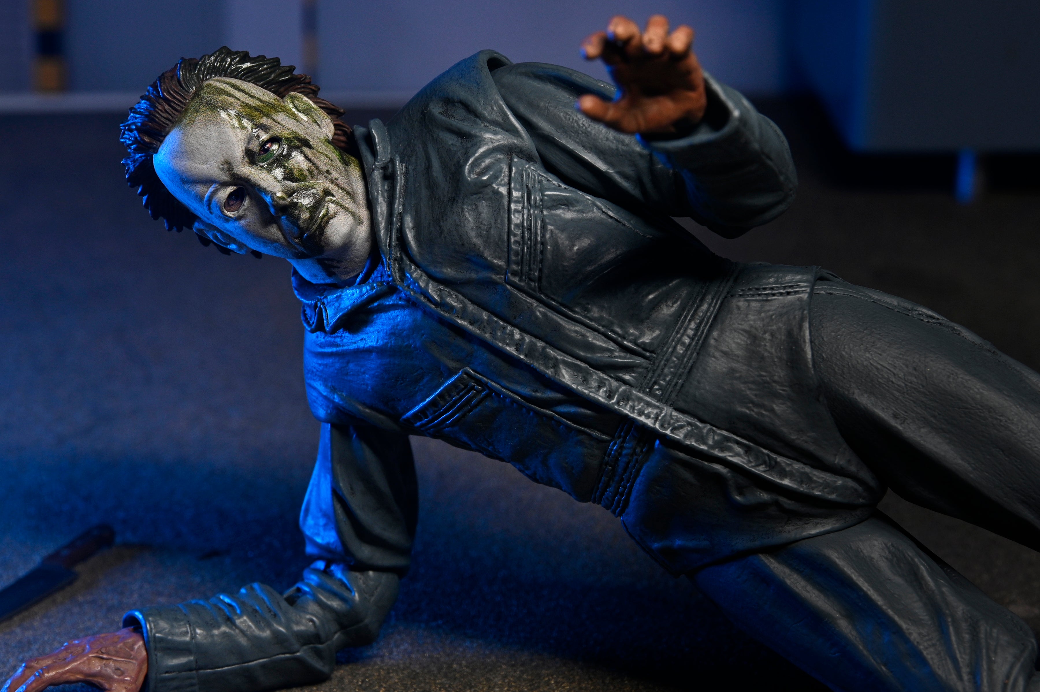 Halloween: The Curse of Michael Myers - Ultimate Michael Myers 7" Scale Action Figure - NECA on Haulathon.com