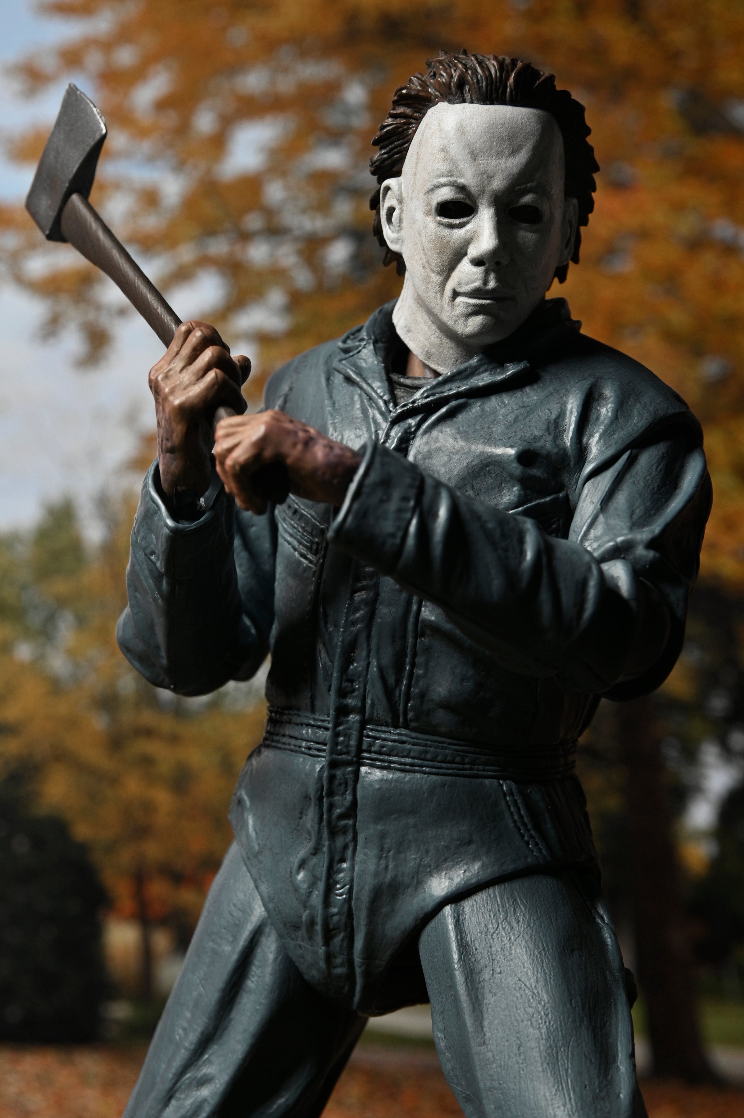 Halloween: The Curse of Michael Myers - Ultimate Michael Myers 7" Scale Action Figure - NECA on Haulathon.com