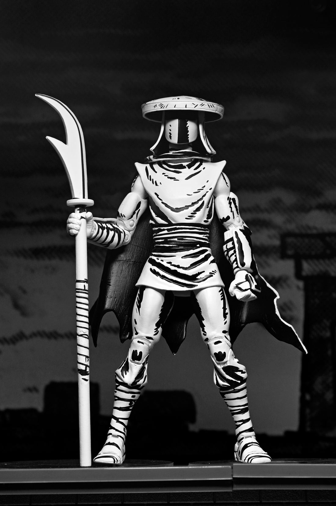 Teenage Mutant Ninja Turtles (Mirage Comics) - Black &amp; White Elite Foot Ninja Guard 7” Scale Figure - NECA on Haulathon.com