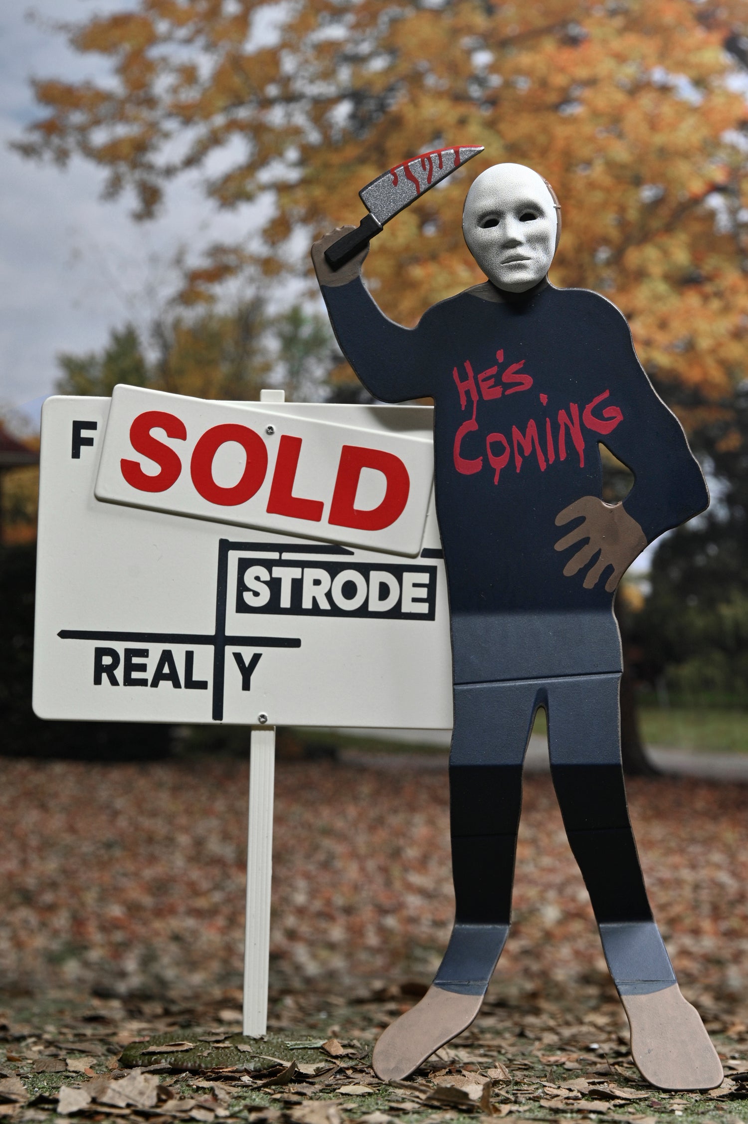 Halloween: The Curse of Michael Myers - Ultimate Michael Myers 7&quot; Scale Action Figure - NECA on Haulathon.com
